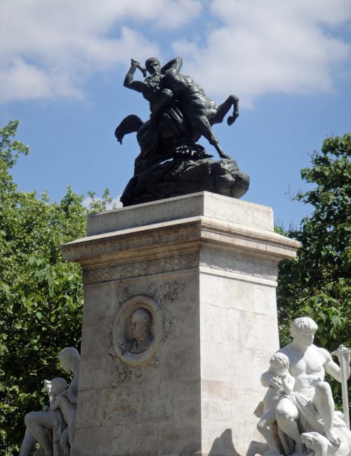 Fondation Chi Chei Taïwan - square Henri IV - Paris-Gissinger Mariele – Sculpture – Bronzes – Modelage – Terre – Ton - Céramique – Porcelaine – Porcelain – Artiste - Art-gm – Alsace - France